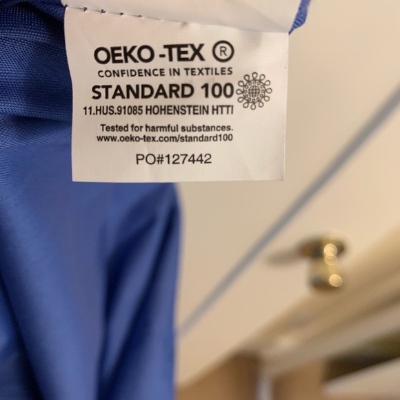 Van Heusen Ladies Wrinkle Resistant Oxford Shirt - Picture 5 of 8